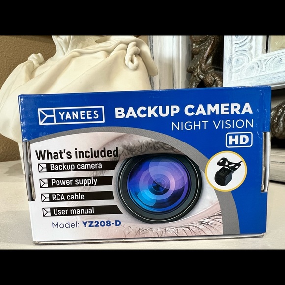 New backup Camera Night Vision HD. Rear Camera - Picture 2 of 4